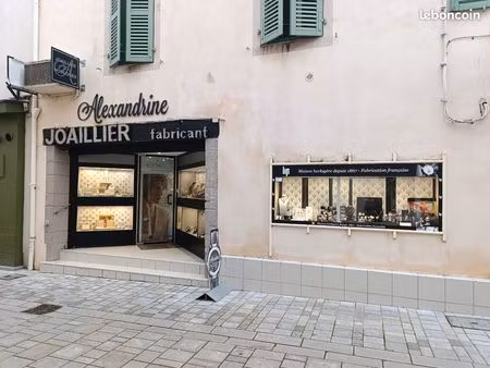 belle boutique pour bijouterie ou autres