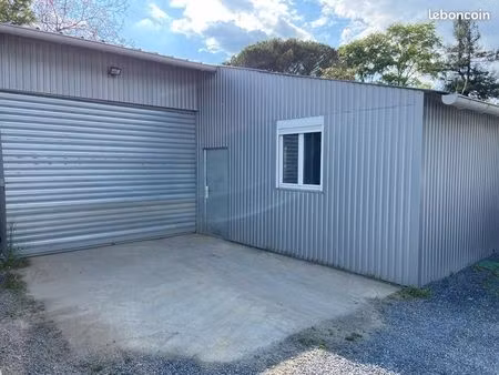 à louer dépôt local fermé 100 m2