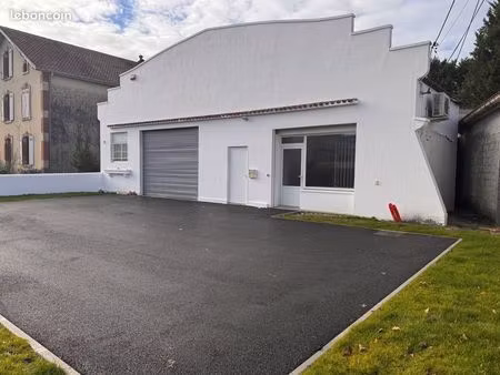 a vendre ancien garage 310 m² centre soustons