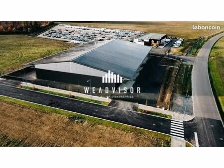 local d'activité 300 m²