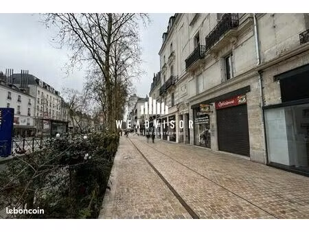 local commercial 335 m²