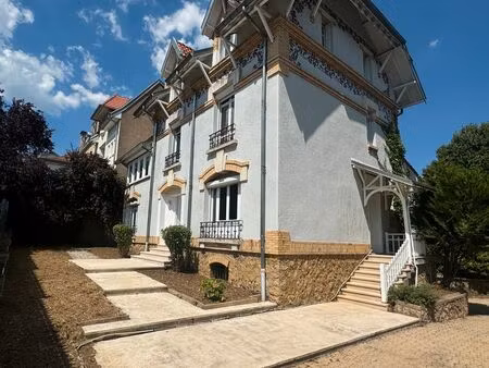 charmante maison individuelle 4 chambres garage et jardin