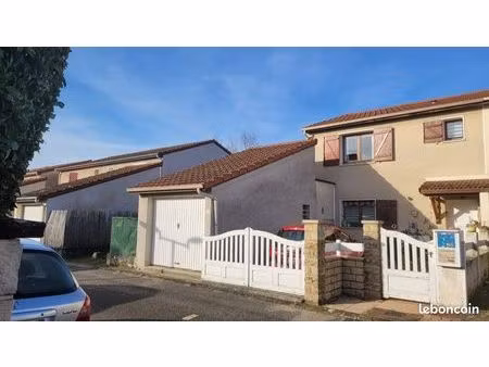 maison familiale 98 m² avec terrasse et garage – mions (69780)