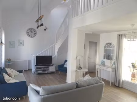 villa 4 pièces 97 m²