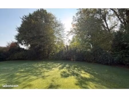 terrain 4 680 m² eth