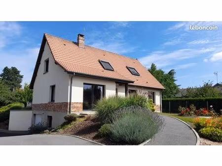 villers bretonneux centre ville hors lotissement au calme 150m² + sous-sol complet 5 chamb