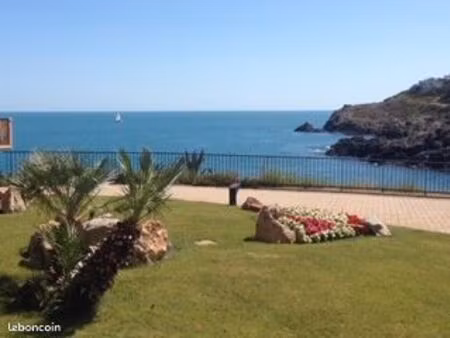 collioure particulier vend appart meuble en rdc avec terrasse sur superbe vue mer  acces d