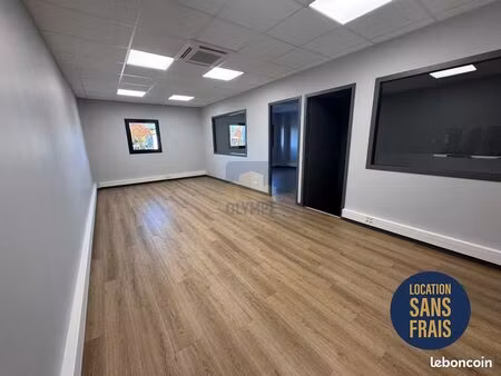 à louer – local d’activités + bureaux – 402 m²