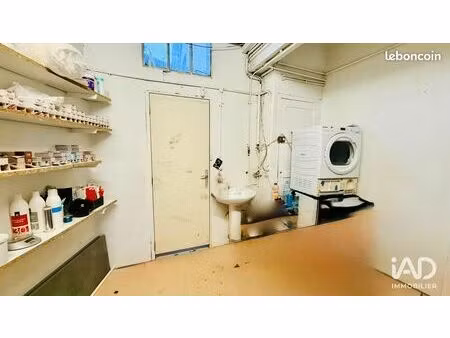 boutique 46 m² bois-le-roi