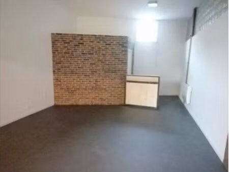 local commercial 38m2 a louer