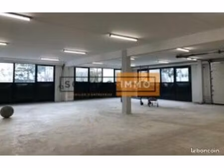 local d'activité 110 m²