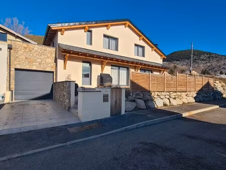 maison 5 pièces 151m²