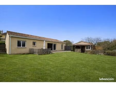 maison de plain pied meublée à louer - centre ville