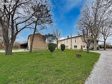 maison 4 pièces 194 m²