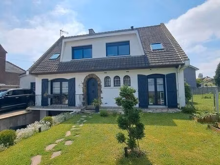 maison individuelle 7 pièces 145m²