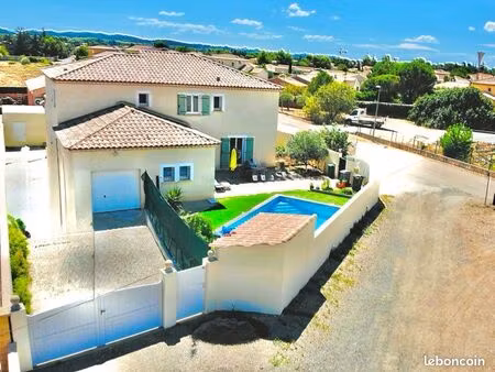 superbe villa non mitoyenne récente de 233m2 - jardin piscine garage