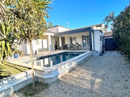 villa 170 m2 avec piscine