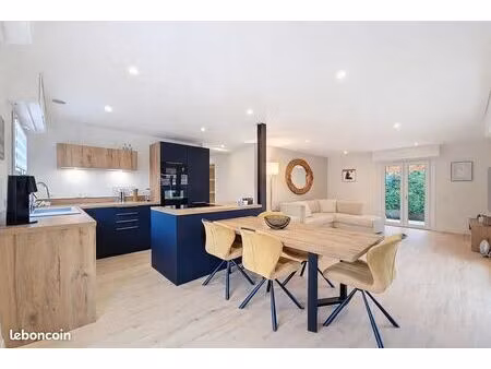 propriété 5 pièces 130 m²