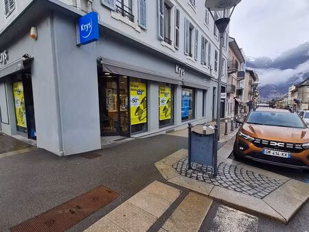 local commercial à louer