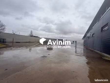 bureaux 570 m² goussainville