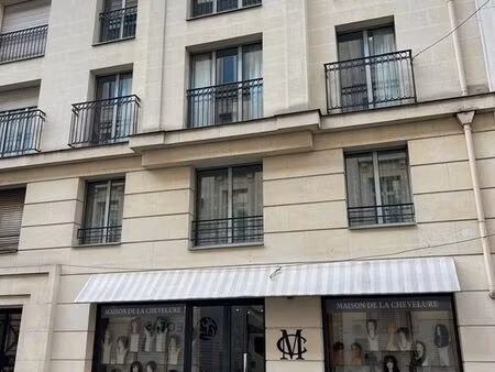 local commercial 56 m² paris 16