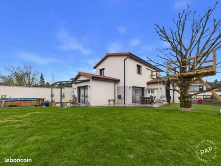 maison récente 137 m² mions (69780)