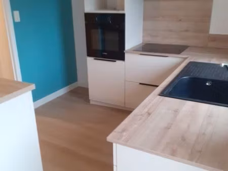 maison de bourg à st sauveur des landes