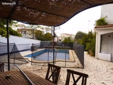 villa 7 pièces 160 m²