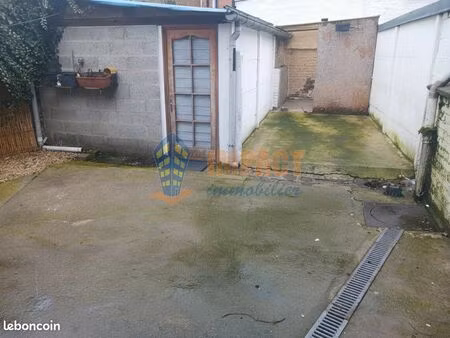 immeuble 3 pièces 86 m²