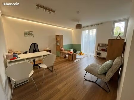 salle à la journée dans cabinet paramédical