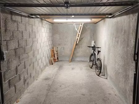 garage avec meaaznine