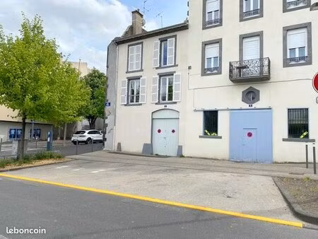 local commercial 53 m²