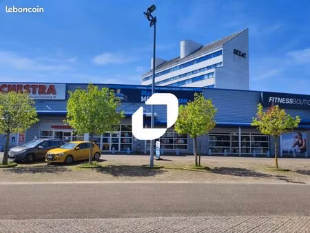 local commercial 409 m²