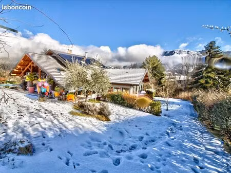 maison individuelle de 208 m2