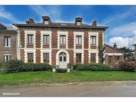 maison 7 pièces 175 m²