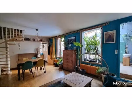 maison avec cour arborée - gambetta