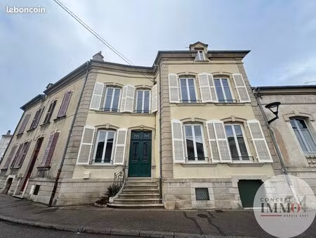 maison 3 pièces 83 m²