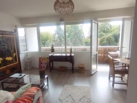 t2 très bon état caudéran (200 m du centre)