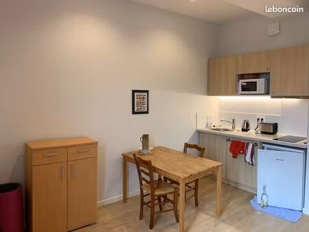 t2 de 30 m² avec beaucoup de charme – calme & idéal étudiant