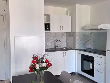 a louer t2 meublé neuf 43 m2– serris val d'europe  nouveau quartier résidentiel