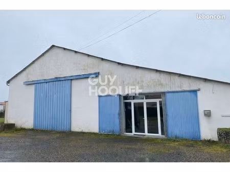 local commercial 800 m² fontenay le comte
