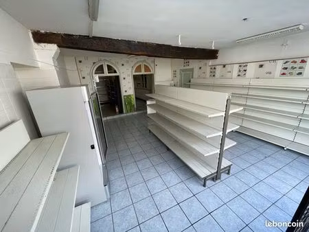 local commercial avec ou sans logement f2
