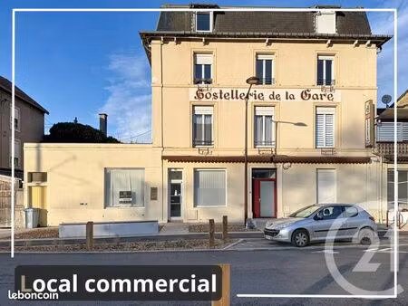 local commercial 80 m²