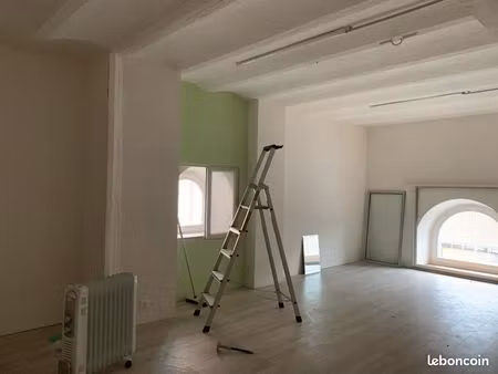 local commercial à louer