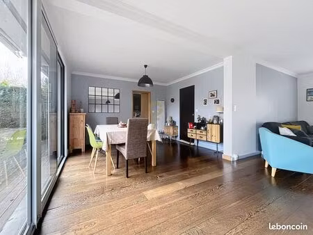 maison 5 pièces 111 m²