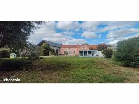 maison familiale ancien corps de ferme