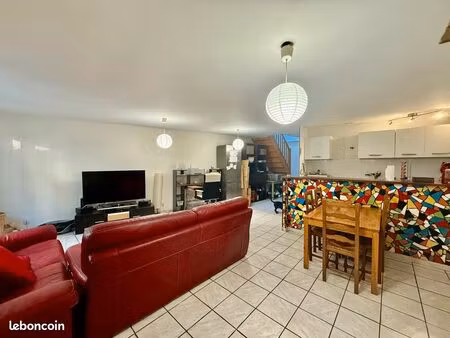 location d'appartement à cournonterral - centre ville