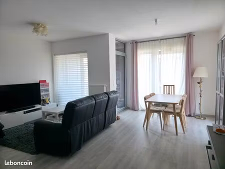 appartement t3 euratechnologies 64 m²