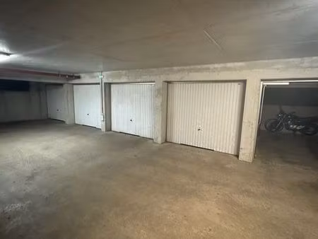 garage résidence sécurisée 170 route des romains