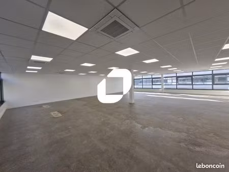 bureau 290 m²